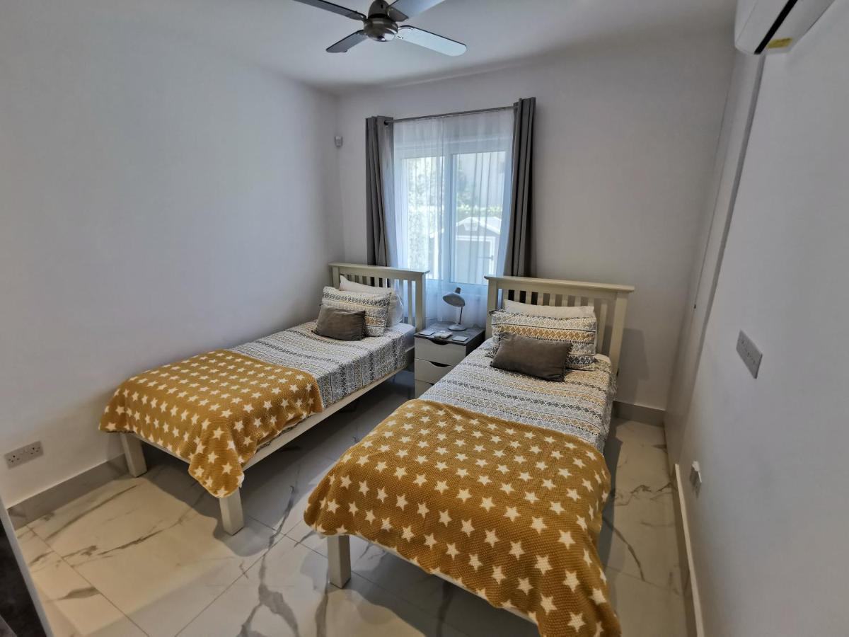 Paphos Gardens Apartment Exterior photo